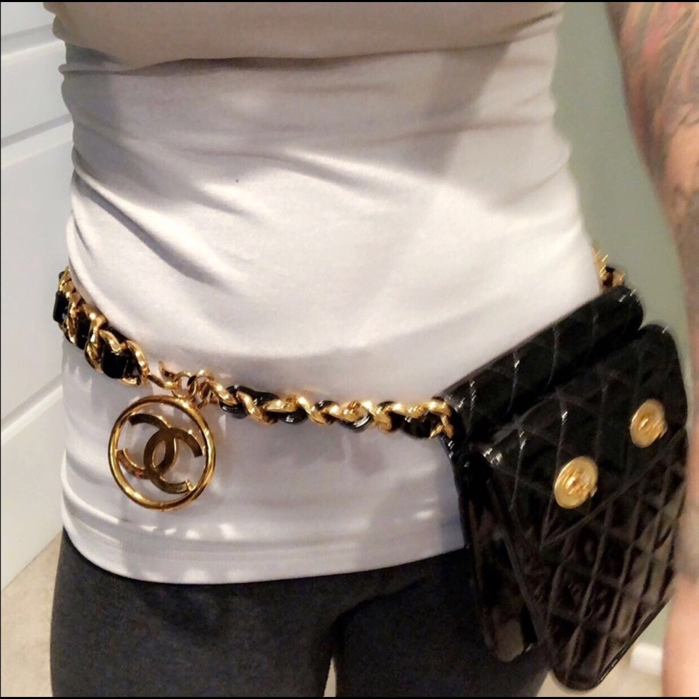 Authentic CHANEL vintage 90’s waist bag/fannypack